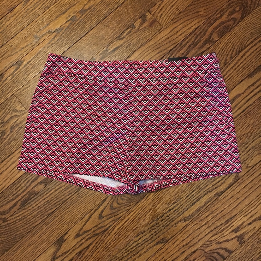 NWT Express Patterned shorts